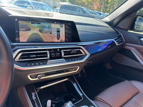 Used 2020 BMW X5 xDrive40i w/ Premium Package image 29