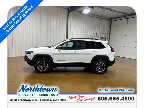 Used 2020 Jeep Cherokee Trailhawk w/ Cold Weather Group AWD/4WD image 2