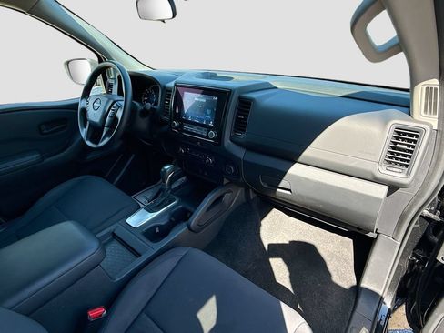 Used 2022 Nissan Frontier S RWD image 26