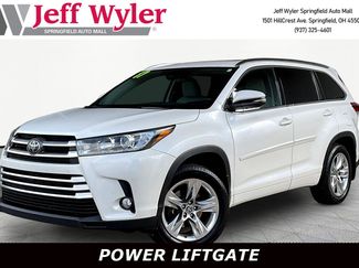 Used 2017 Toyota Highlander Limited video 1