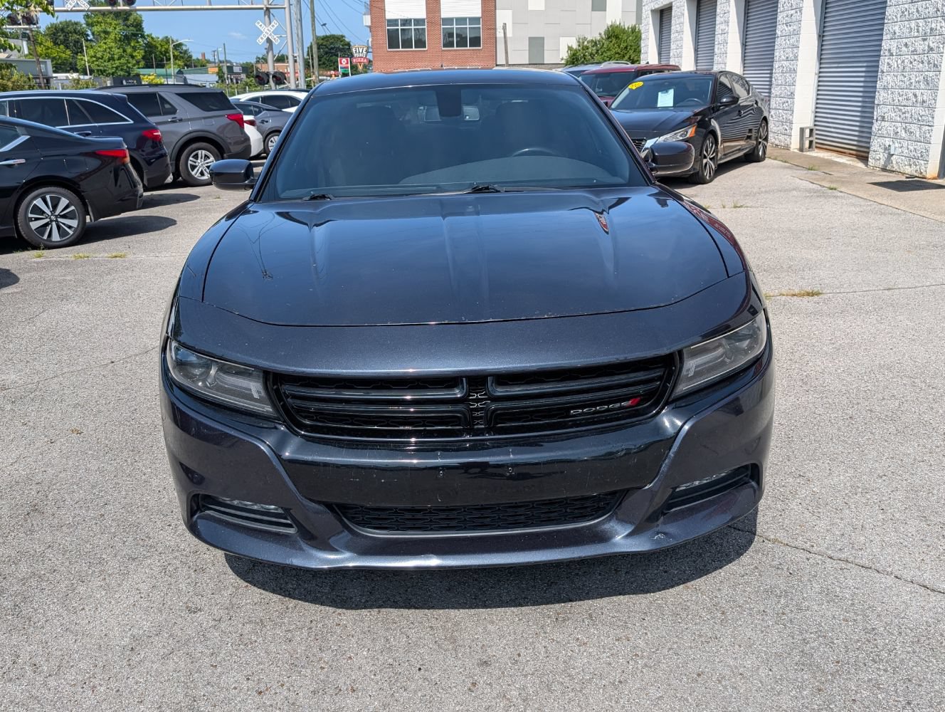 Used 2019 Dodge Charger SXT AWD/4WD image 3