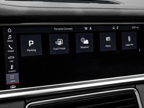 Used 2018 Porsche Panamera 4S AWD/4WD image 31