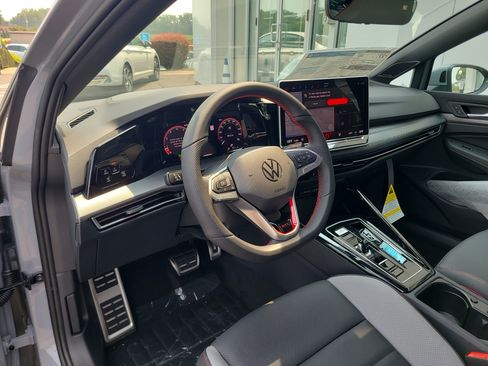 New 2025 Volkswagen GTI Autobahn image 18