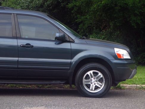 Used 2004 Honda Pilot EX image 29