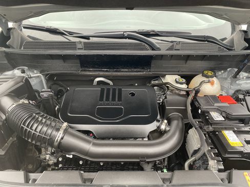 Used 2023 GMC Acadia SLE w/ Driver Convenience Package image 33