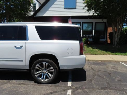 Used 2017 GMC Yukon XL Denali w/ Enhanced Security Package RWD image 4