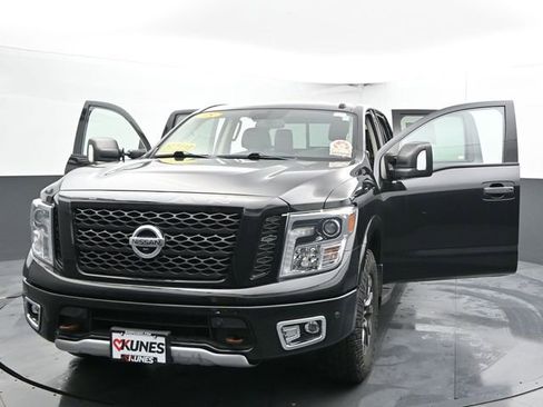 Used 2018 Nissan Titan PRO-4X w/ Pro-4x Convenience Package image 54