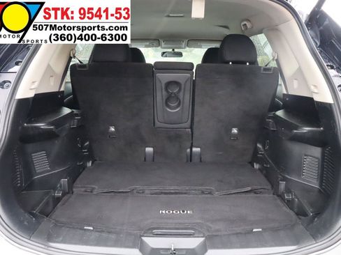 Used 2018 Nissan Rogue SV AWD/4WD image 17