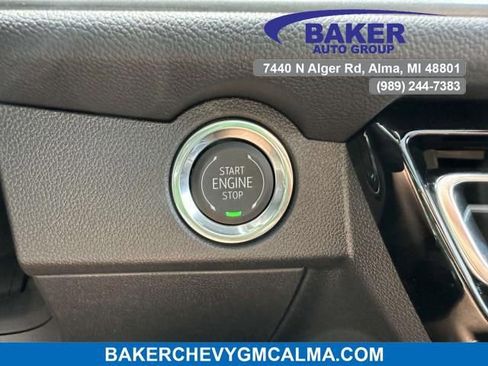 New 2026 Chevrolet Traverse LT w/ Sun and Wheel Package image 15