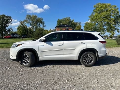 Used 2019 Toyota Highlander Limited Platinum w/ Protection Package #3 AWD/4WD image 10