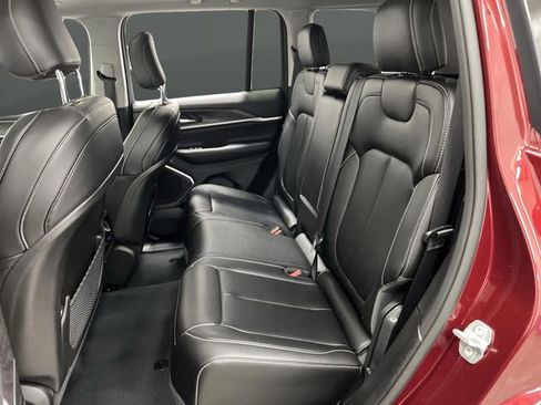 Used 2023 Jeep Grand Cherokee 4WD 4xe image 32