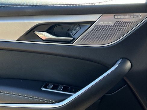 Used 2024 Jaguar F-PACE R-Dynamic S image 24