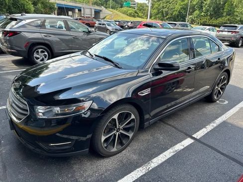 Used 2016 Ford Taurus SEL w/ Equipment Group 201A AWD/4WD image 3