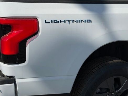 New 2025 Ford F150 Lightning Flash image 21