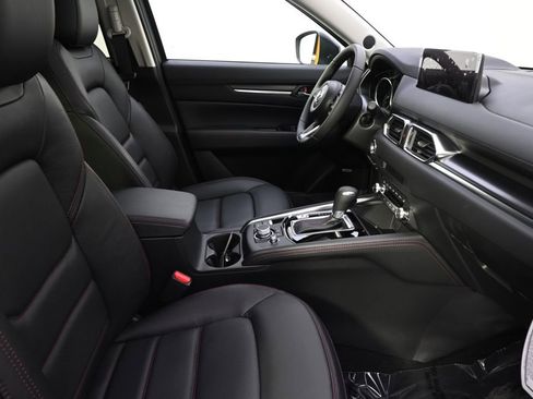 New 2025 MAZDA CX-5 Carbon Edition image 16