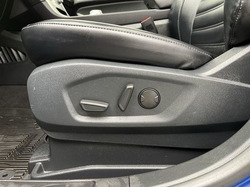 Certified 2024 Ford Edge SEL w/ Convenience Package AWD/4WD image 11