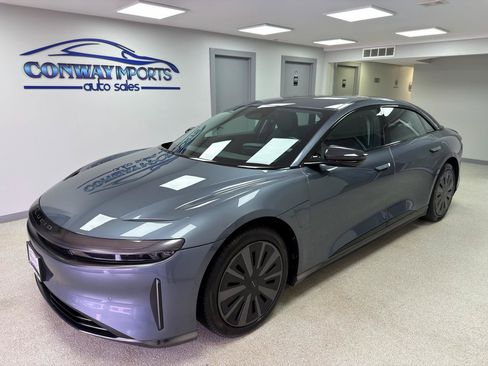Used 2025 Lucid Air Pure RWD image 2