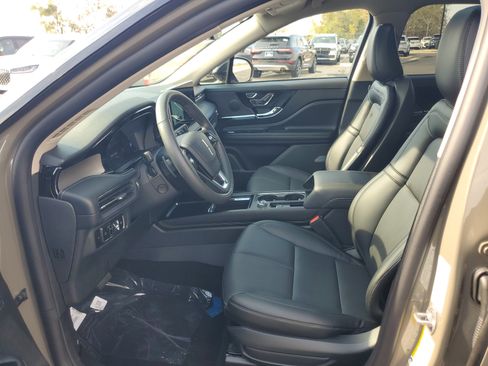 New 2026 Lincoln Corsair Reserve w/ Jet Appearance Package image 12