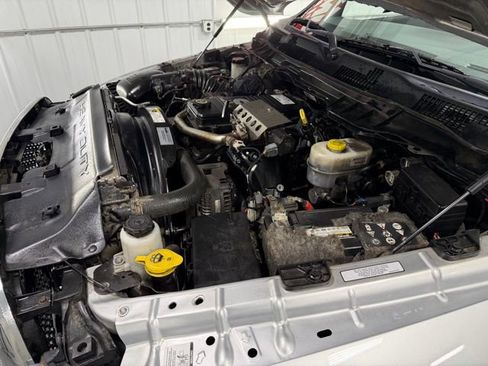 Used 2018 RAM 3500 Tradesman w/ Chrome Appearance Group image 21