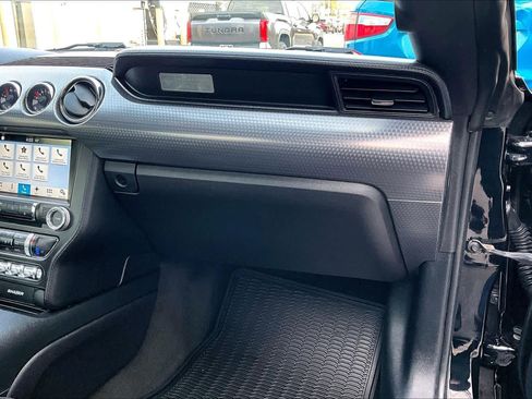 Used 2016 Ford Mustang Premium w/ Ecoboost Performance Package image 18