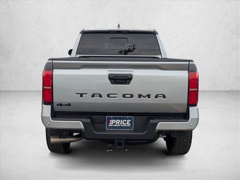 Used 2025 Toyota Tacoma TRD Off-Road w/ TRD Off Road Upgrade Package AWD/4WD image 7