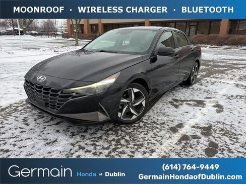 Used 2021 Hyundai Elantra SEL w/ Convenience + Premium Package image 1