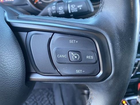 Used 2022 Jeep Wrangler Unlimited Sport image 28