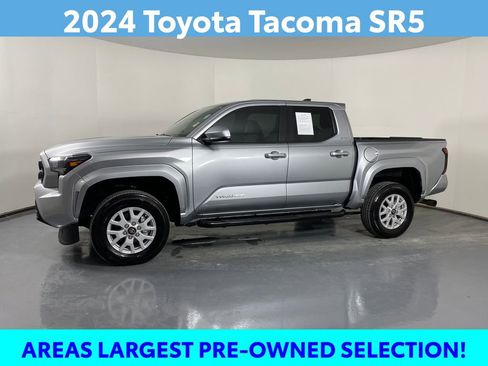 Certified 2024 Toyota Tacoma SR5 image 3