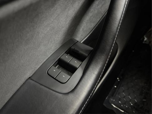 Used 2023 Tesla Model 3 Standard Range RWD image 39