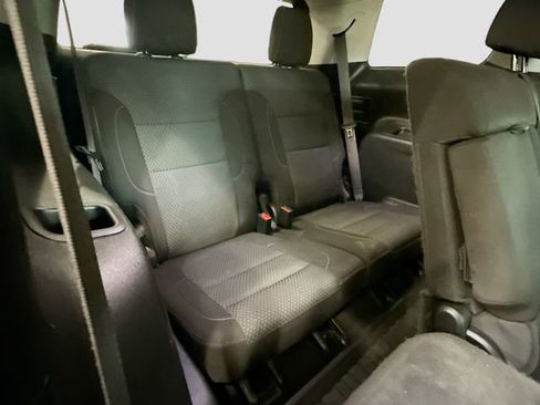 Used 2021 GMC Acadia SLE w/ LPO, Floor Liner Package image 27