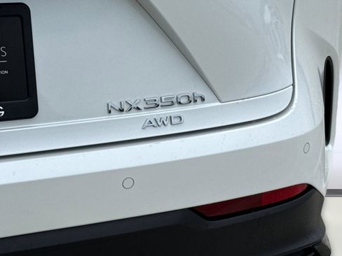 Certified 2025 Lexus NX 350h AWD w/ Accessory Package (2T) image 22