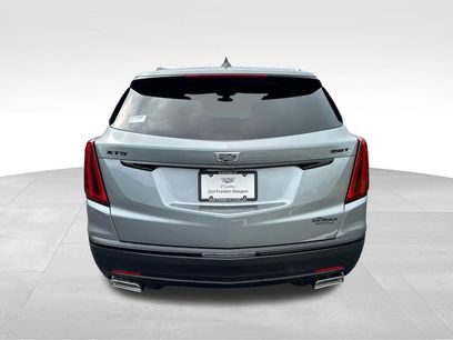 New 2026 Cadillac XT5 Luxury w/ LPO, ONYX Package