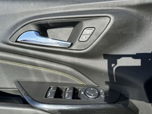 Used 2024 Chevrolet Trax LT image 23