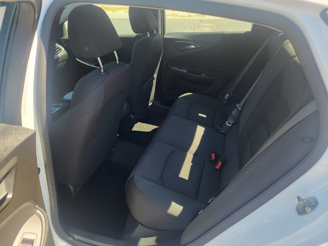 Used 2024 Chevrolet Malibu LS w/ Driver Confidence Package FWD image 12