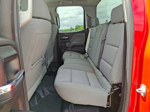 Used 2017 Chevrolet Silverado 1500 W/T w/ WT Convenience Package AWD/4WD image 12