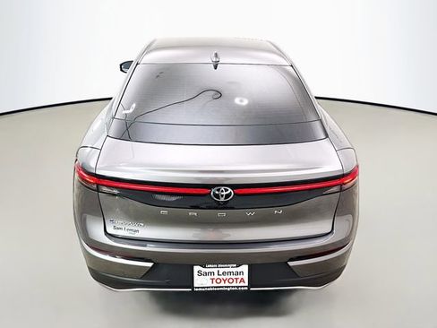 Used 2024 Toyota Crown XLE image 6