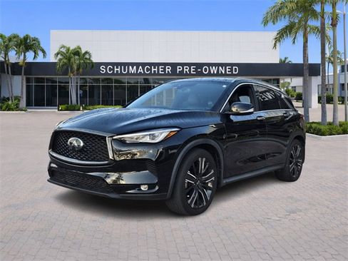 Used 2021 INFINITI QX50 Luxe w/ Appearance Package image 3