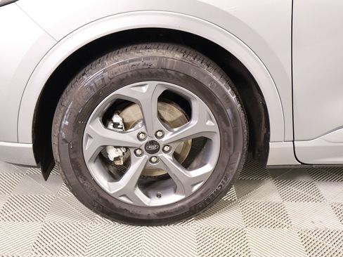 Used 2024 Ford Escape ST-Line w/ Tech Pack #1 FWD image 17