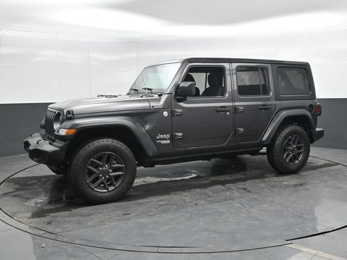 Used 2020 Jeep Wrangler Unlimited Sport AWD/4WD image 8