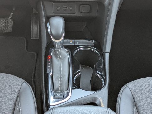 Used 2023 Buick Encore GX Preferred image 19