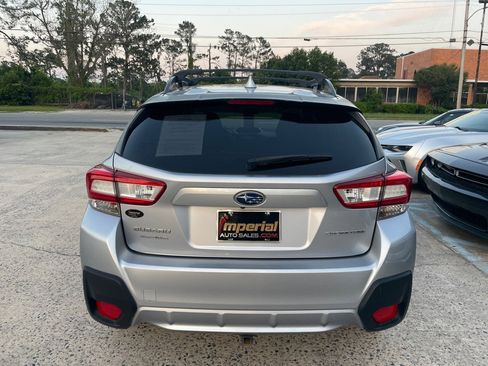 Used 2019 Subaru Crosstrek 2.0i Premium w/ Eyesight System image 6