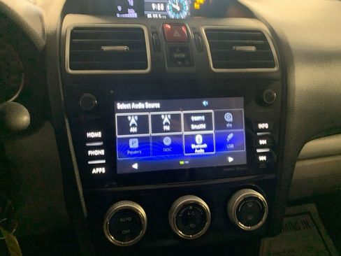 Used 2017 Subaru Forester 2.5i Premium w/ All-Weather Package image 19