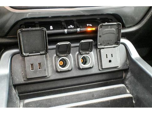 Used 2018 Chevrolet Silverado 1500 LT w/ All Star Edition AWD/4WD image 45