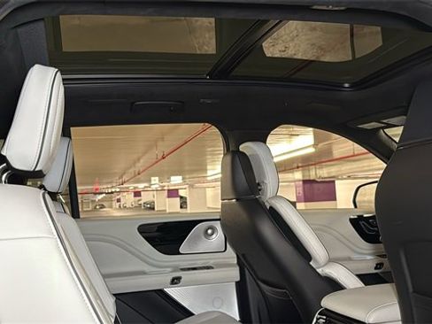 New 2026 Lincoln Aviator Black Label w/ Black Label Special Edition image 5