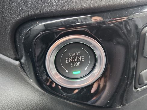 New 2026 Chevrolet Silverado 2500 ZR2 image 8