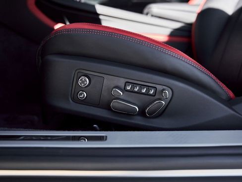 Used 2022 Bentley Continental GT Speed image 32