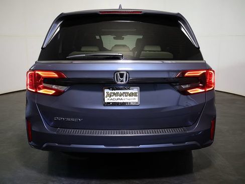 Used 2025 Honda Odyssey EX-L image 10