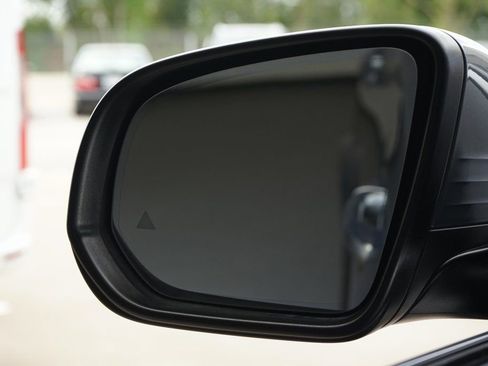 Used 2024 Mercedes-Benz GLE 350 4MATIC image 23