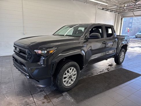 New 2026 Toyota Tacoma SR5 image 4