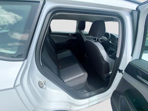 Used 2023 Volkswagen Taos S FWD image 27